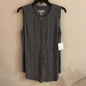 LIZ CLAIBORNE, sleeveless black and white women blouse Size: Small .